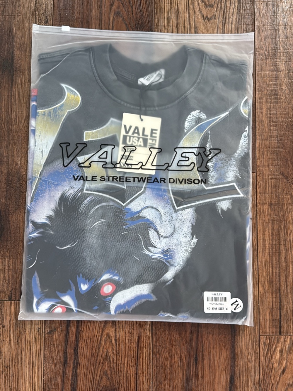 Valley Streetwear Black Short-Sleeve Graphic Tee